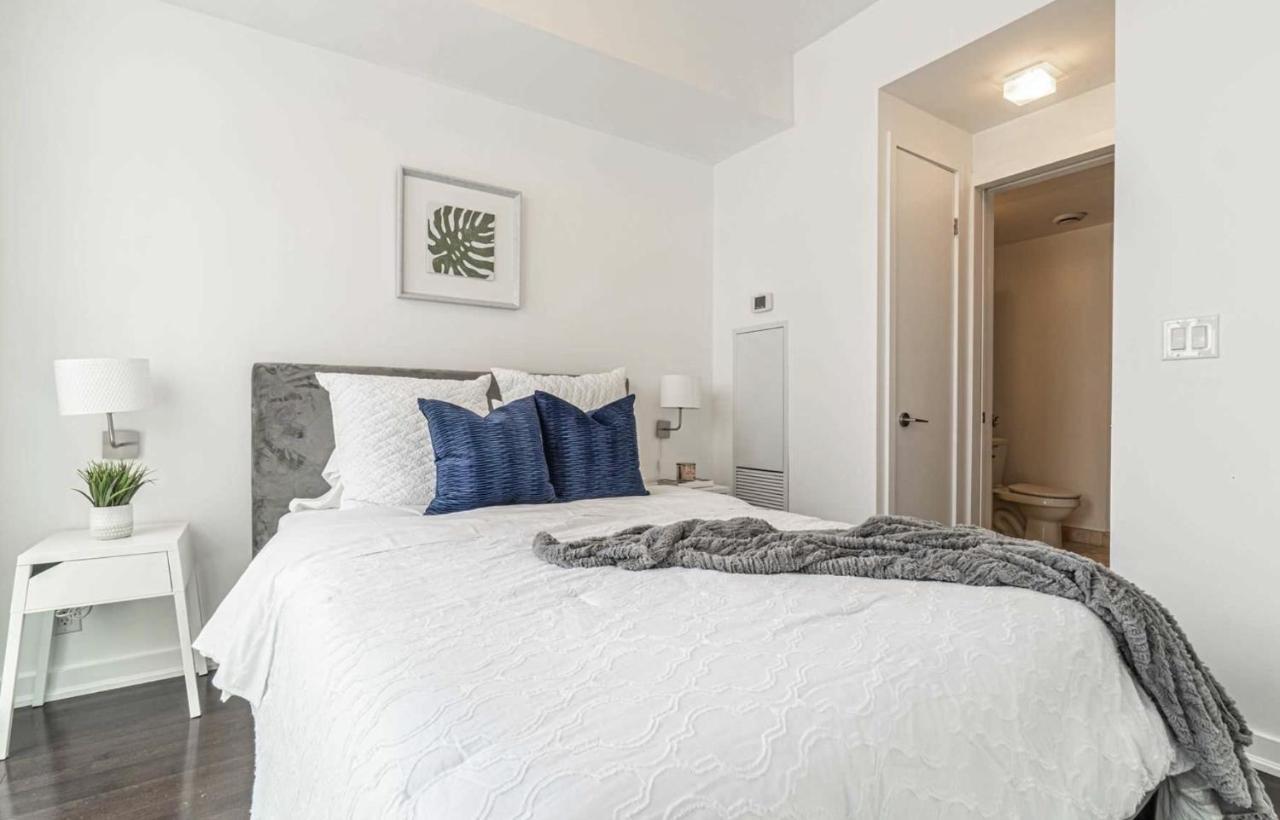 Central Condo In The Heart Of Toronto Buitenkant foto